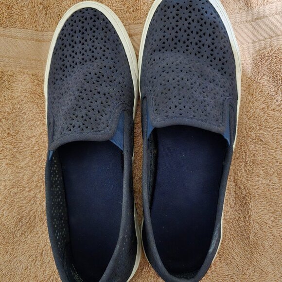 Sperry Navy shoes with cute cutouts size 8 - Picture 2 of 4